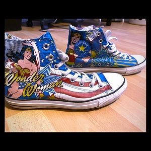 Limited Edition Wonderwoman hightop Converse